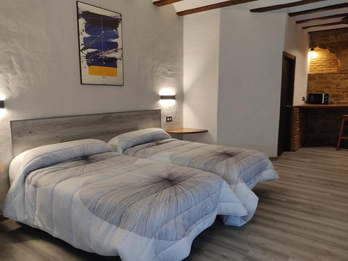 Hostal Suetxe Los Arcos Extérieur photo