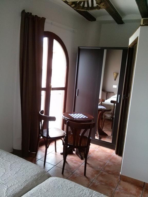 Hostal Suetxe Los Arcos Extérieur photo