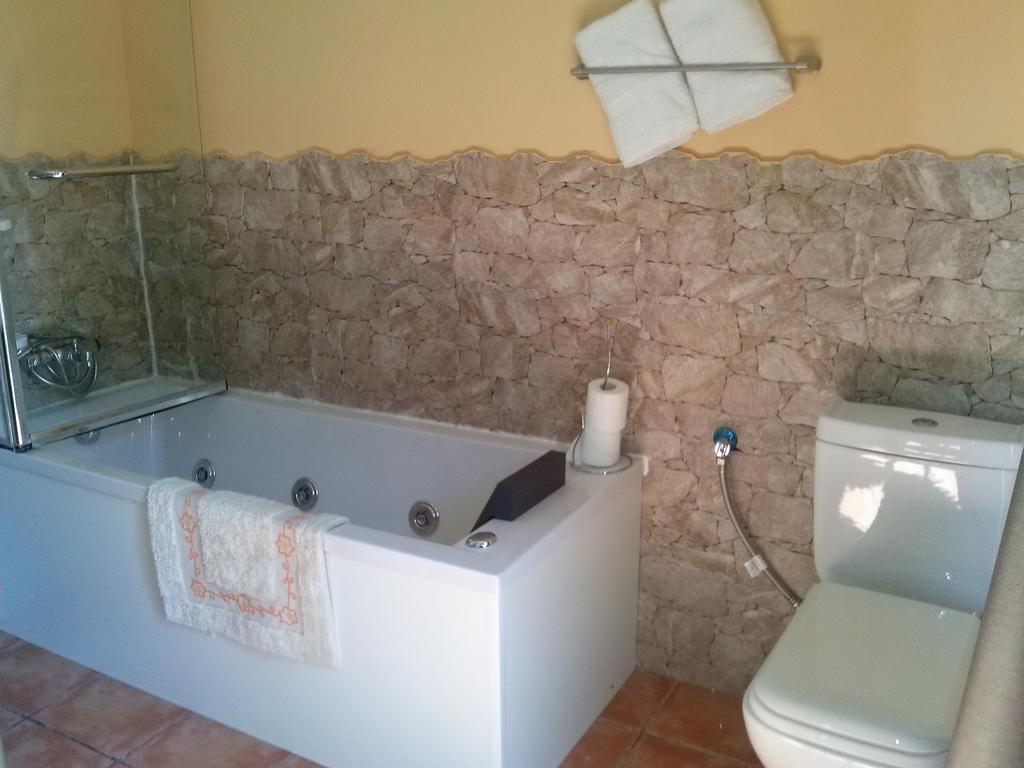 Hostal Suetxe Los Arcos Chambre photo