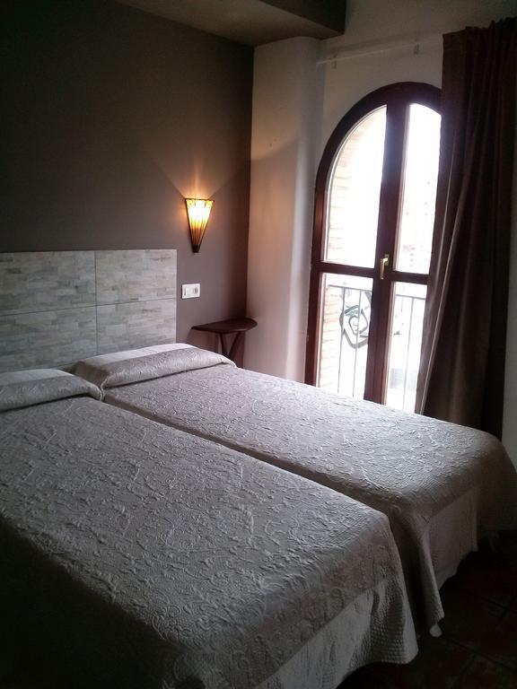 Hostal Suetxe Los Arcos Chambre photo