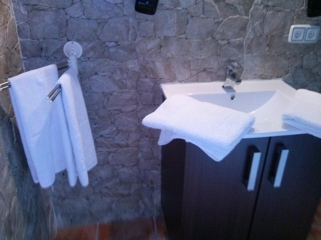 Hostal Suetxe Los Arcos Extérieur photo